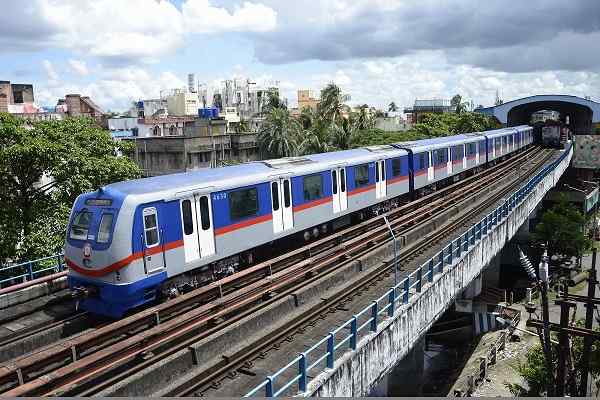 Siemens secures signaling and telecom contract from RVNL for Kolkata Metro Line 3, 6