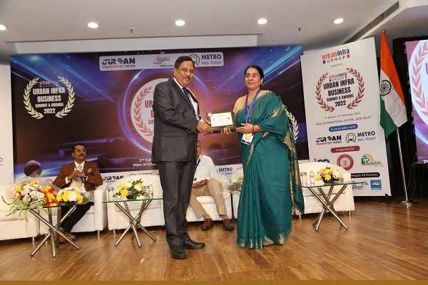 Vinita Srivastava conferred with 'Most Innovative Heritage Railway Leader' Award 2022